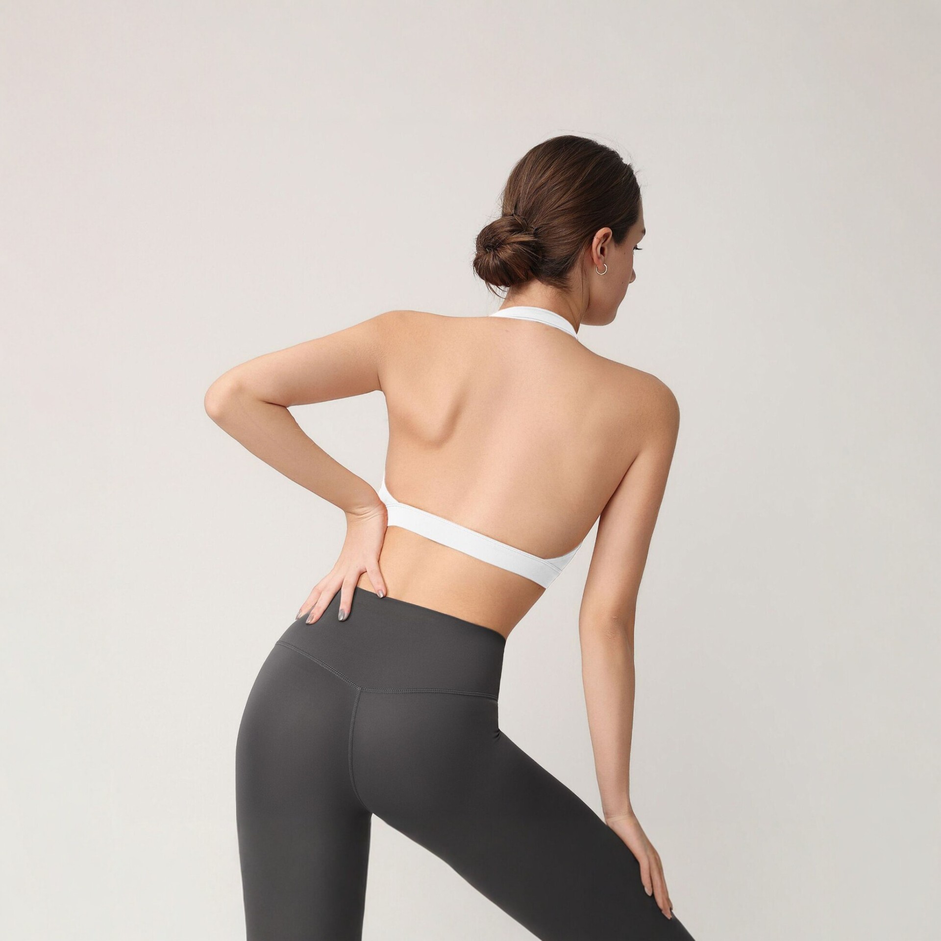 Kadınlar için Sabit Pedli, Dar - Sports Bra Racerback incelemesi ve fiyatı